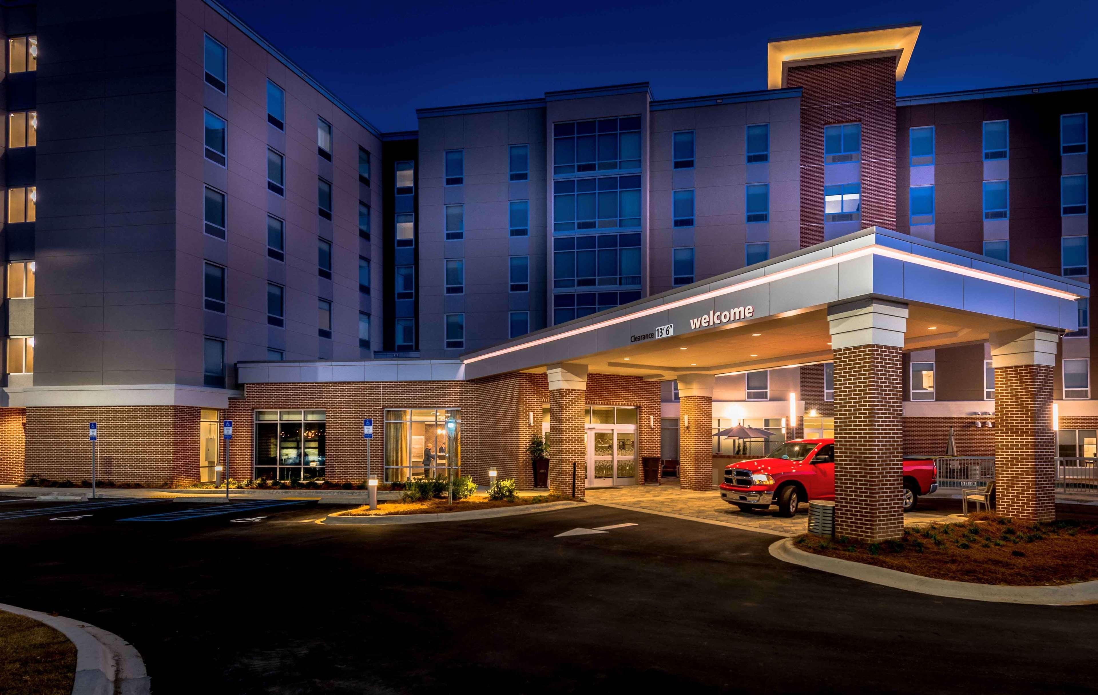 Hampton Inn & Suites Tallahassee Capitol-University Exterior foto